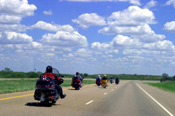 https://www.hoteluniversel.com/wp-content/uploads/2014/11/Forfait-Moto.jpg